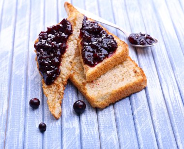 enfes tost reçelli üzerinde tablo yakın çekim