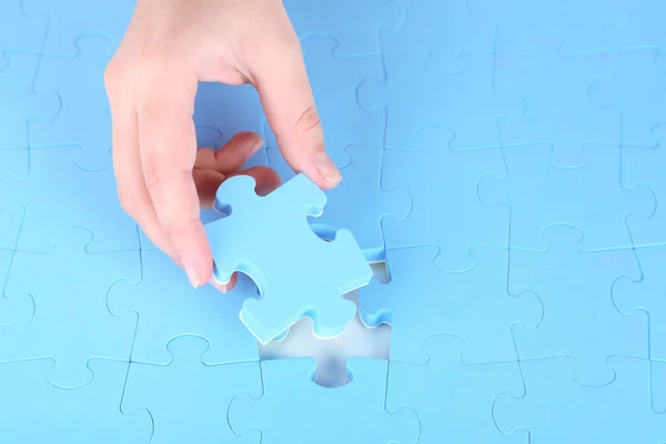 Last piece of jigsaw puzzle, close-up — Stock Photo, Image