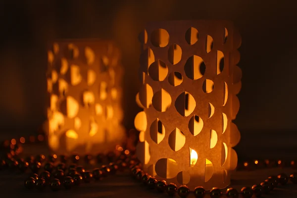 Wohnkultur, Kerzenlicht auf dem Tisch — Stockfoto