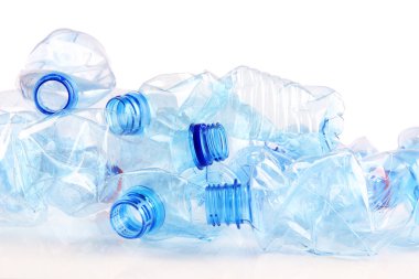 plastik şişe üzerinde beyaz izole