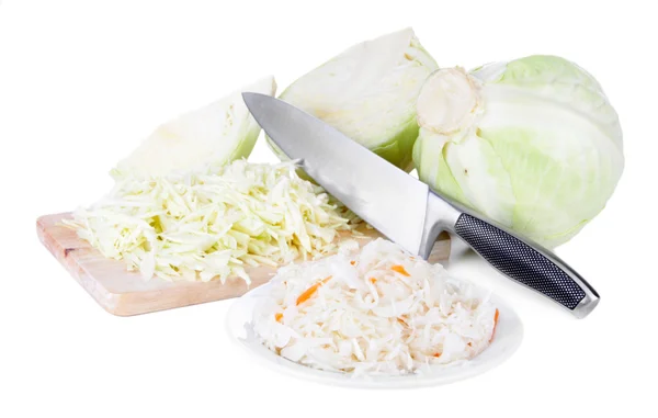 腌白菜（泡菜），在白色孤立 — 图库照片