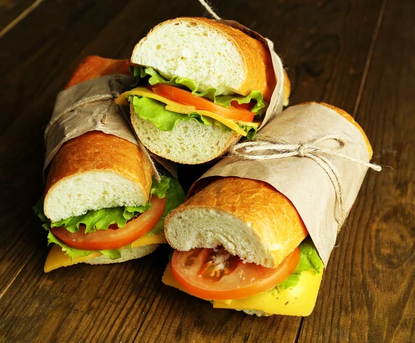 Panino fresco e gustoso da vicino — Foto Stock