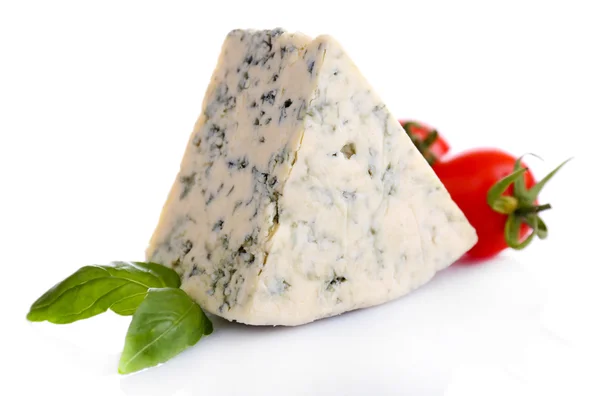 Gustoso formaggio blu con basilico e pomodoro, isolato su bianco — Foto Stock