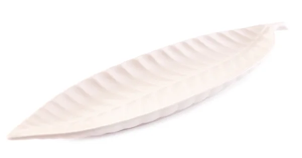 Порожня тарілка ізольована на білому — стокове фото