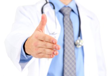 Beyaz arka plan üzerinde izole erkek doktor