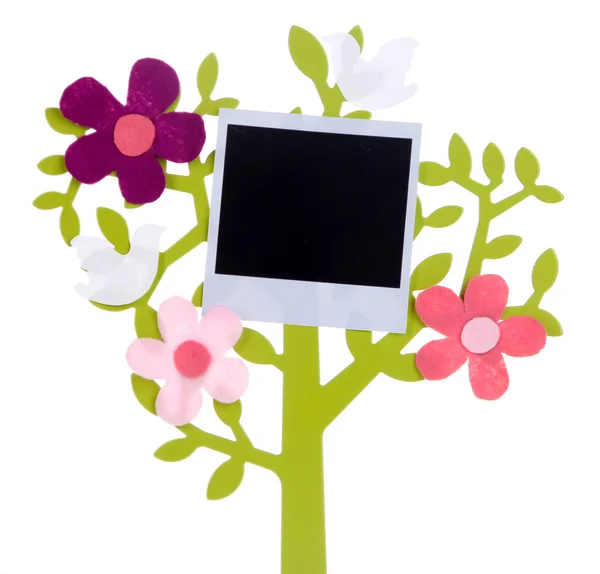Supporto in forma di albero con scheda fotografica istantanea isolata su bianco — Foto Stock