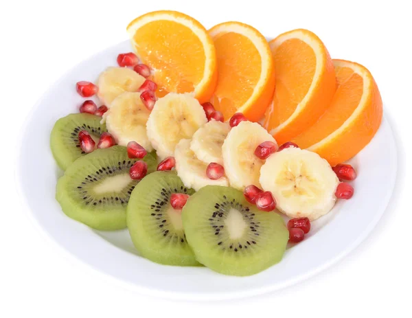 Frutas frescas doces no prato isolado no branco — Fotografia de Stock