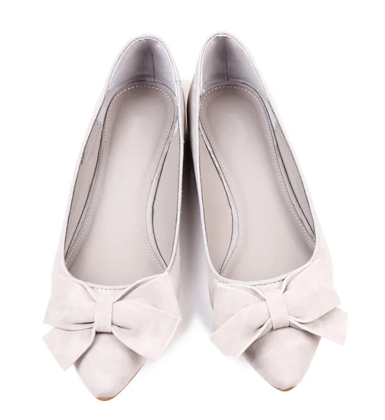 Belle scarpe grigie femminili, isolate su bianco — Foto Stock