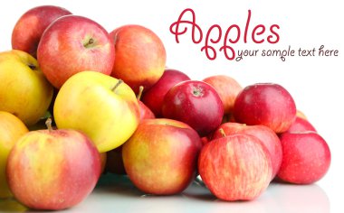 Sulu elma üzerine beyaz izole