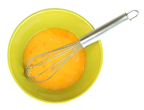 Corolla och Knäckta ägg i skål isolerad på vit — Stockfoto