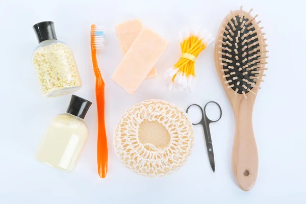 Equipements hygiéniques, isolés sur blanc — Photo