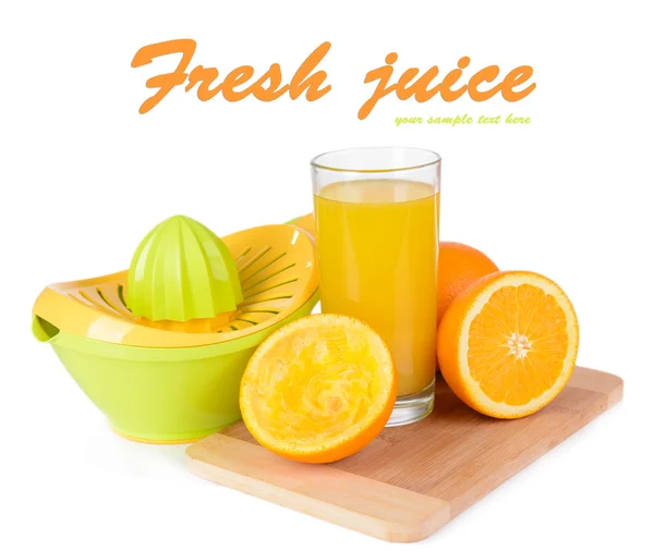 Citruspers en sinaasappelen geïsoleerd op wit — Stockfoto