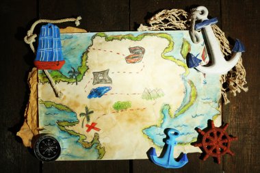 eski bir kağıt üzerinde ahşap arka plan izole deniz aksesuarları ile