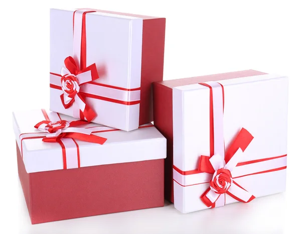 Belas caixas de presente isoladas em branco — Fotografia de Stock