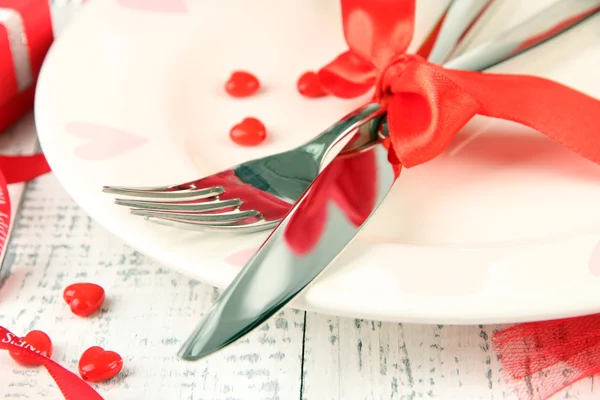 Configuração de mesa de férias romântico, close-up — Fotografia de Stock