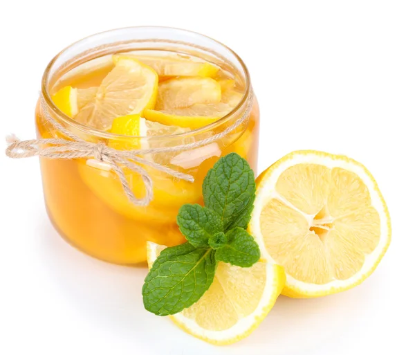 Gustosa marmellata di limone isolata su bianco — Foto Stock