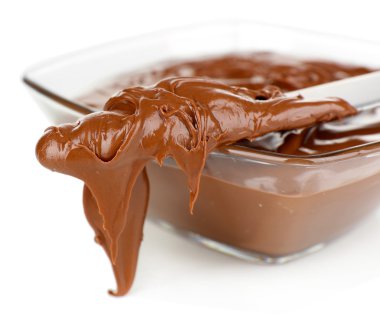 beyaz izole kase krem çikolata