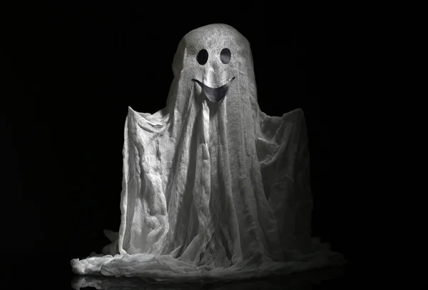 Cadılar Bayramı ghost, Black üzerinde izole — Stok fotoğraf