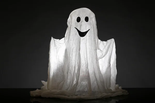 Halloween spøgelse, isoleret på sort - Stock-foto