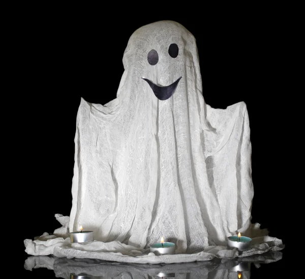 Fantasma de Halloween, aislado en negro — Foto de Stock