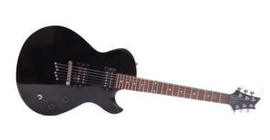 elektro gitar beyazda izole