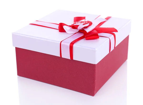 Geschenkbox, isoliert auf weiß — Stockfoto