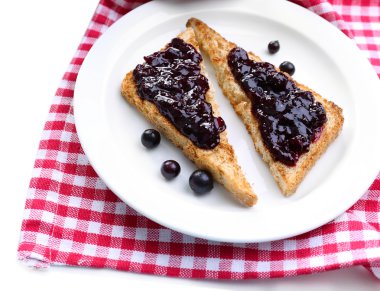 enfes tost reçelli plaka yakın çekim üzerinde
