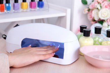 Güzellik Salonu manikür süreçte yakın çekim