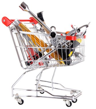 alışveriş sepeti üzerine beyaz izole inşaat araçları