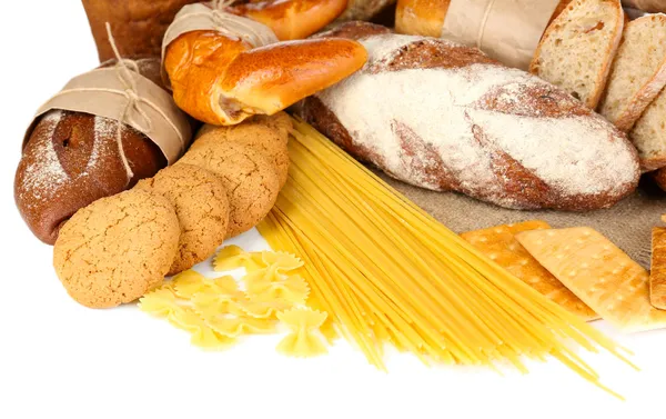 Välsmakande mjöl produkter isolerad på vit — Stockfoto