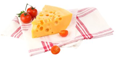 Bir parça peynir ve domates, renkli peçete, beyaz üzerine izole edilmiş.