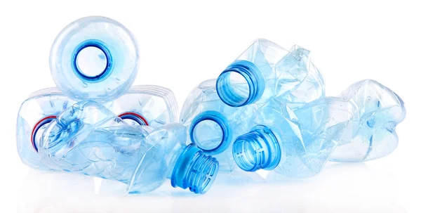 Bottiglia di plastica isolata su bianco — Foto Stock