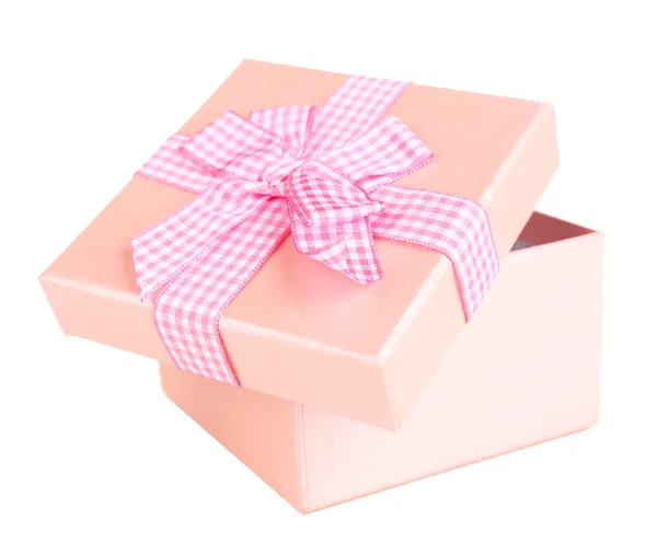 Caja de regalo abierta aislada en blanco — Foto de Stock
