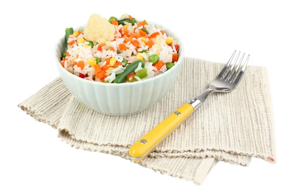 煮熟的米饭与蔬菜上白色孤立 — 图库照片