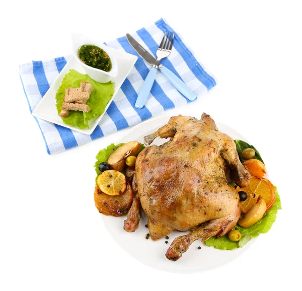 Composition with Whole roasted chicken with vegetables, color napkin, on plate, isolated on white — Stock Photo, Image