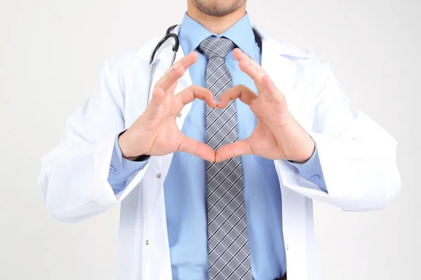 Médico masculino isolado em fundo branco — Fotografia de Stock