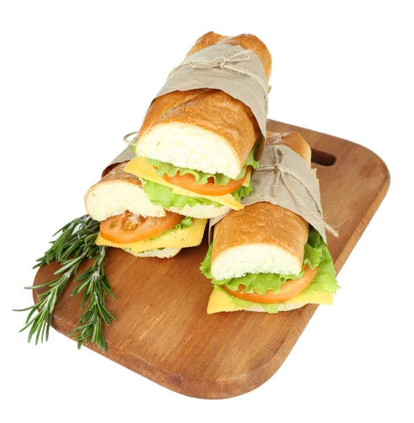Sandwich fresco y sabroso aislado en blanco — Foto de Stock