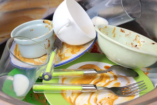 Kitchen utensils need wash close up — Stock Photo, Image