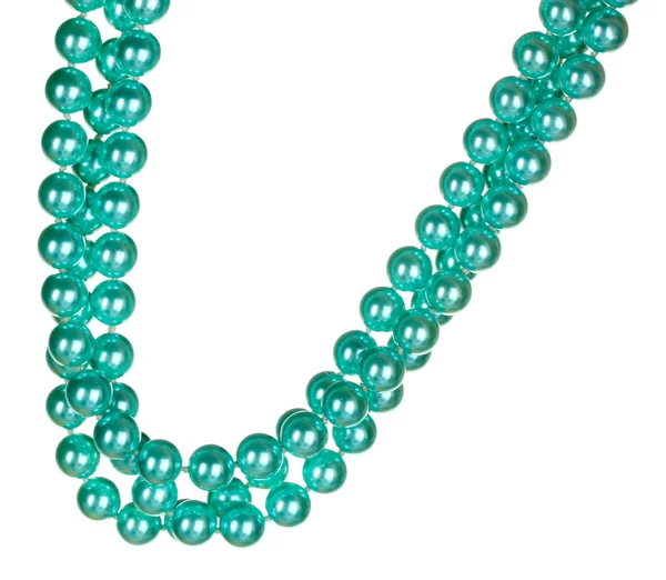 Beau collier de perles bleues isolé sur blanc — Photo
