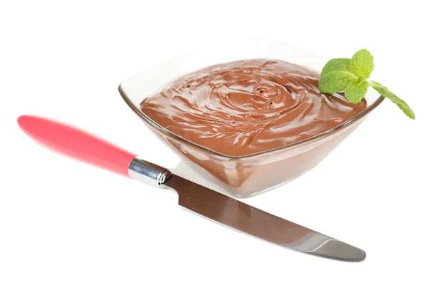 Tálba elszigetelt fehér csokoládé krém — Stock Fotó