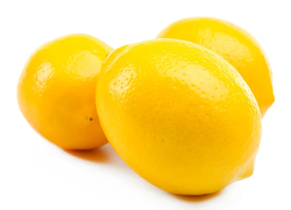 Mogna citroner isolerad på vit — Stockfoto