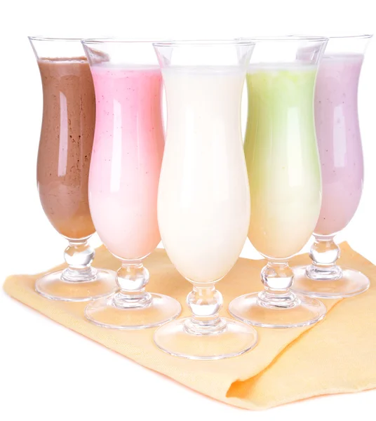 Milchshakes isoliert auf weiß — Stockfoto