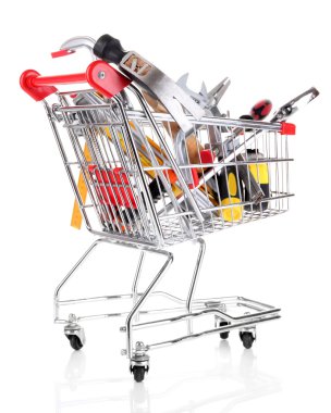 alışveriş sepeti üzerine beyaz izole inşaat araçları