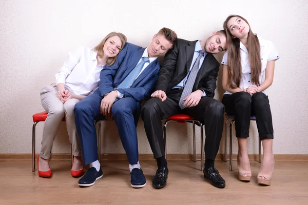 Gente de negocios esperando entrevista de trabajo — Foto de Stock