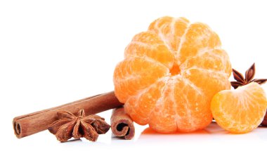 Olgun tatlı Kızıl ve beyaz izole baharat