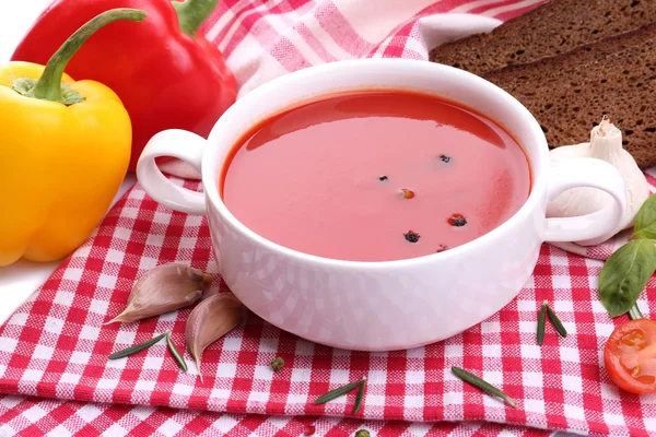 Tasty tomato soup and vegetables, close up — Stock Photo, Image