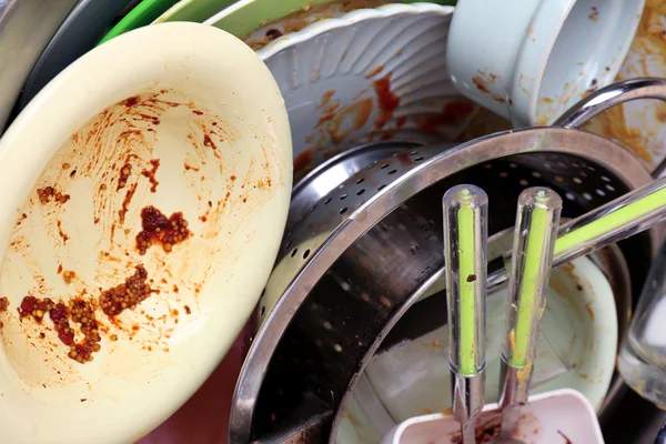 Utensílios de cozinha precisam lavar de perto — Fotografia de Stock