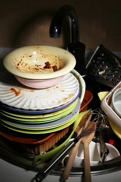 Kitchen utensils need wash close up — Stock Photo, Image
