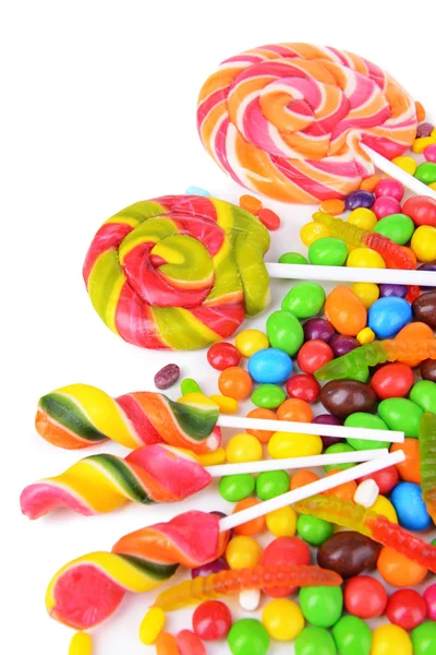 Verschiedene bunte Fruchtbonbons in Nahaufnahme — Stockfoto