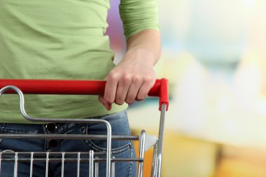 kadının arabası içinde süpermarket yakın çekim